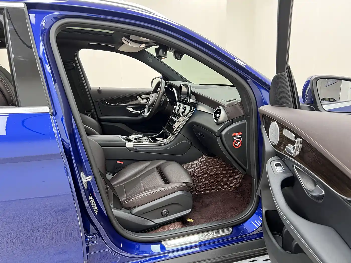 Mercedes-Benz GLC 2018 GLC 260 4MATIC Luxury фото 14