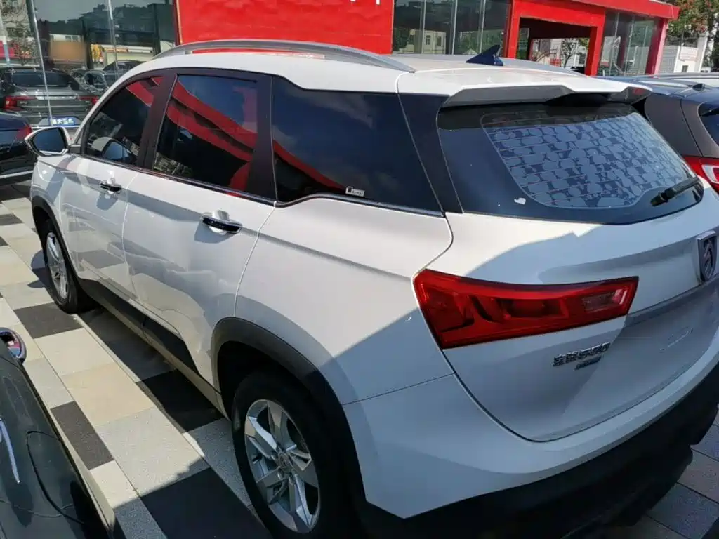 Фото 5 - Baojun 530