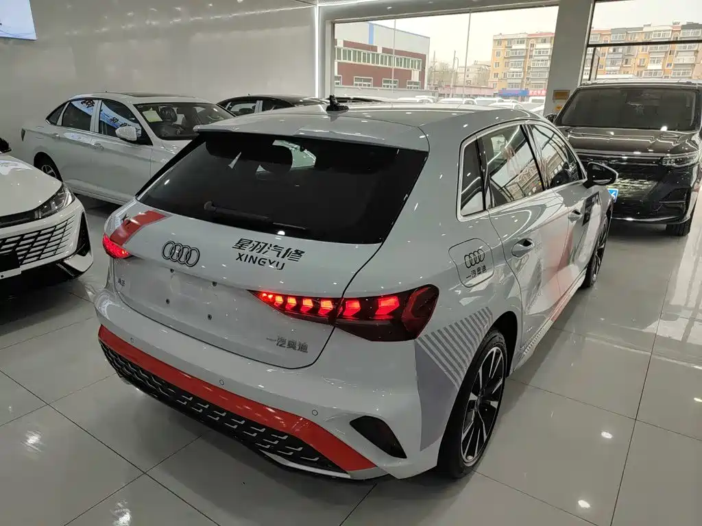 Фото 5 - Audi A3