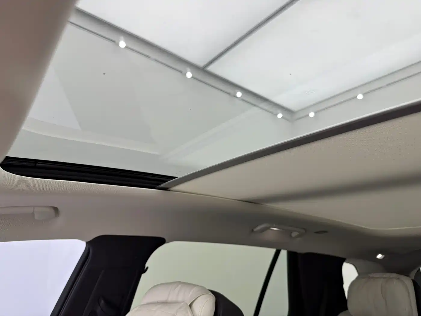 Hongqi E-HS9 2023 2022 660km Qi Chang Edition (6-seater)