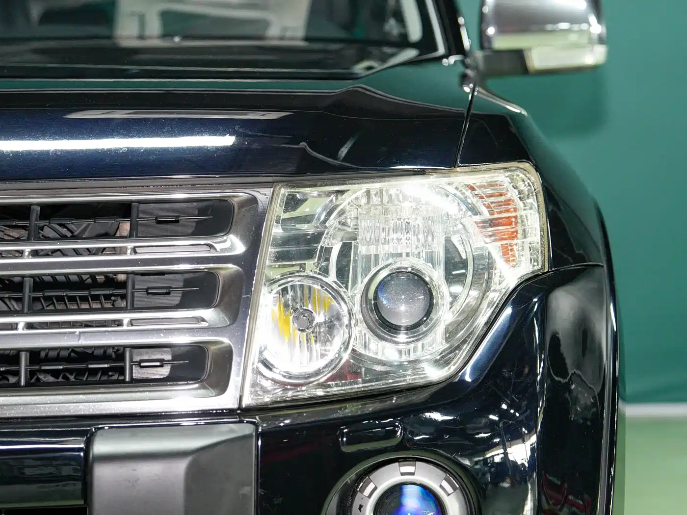 Mitsubishi Pajero (Import) 2010 3.0L Automatic Luxury Edition фото 10