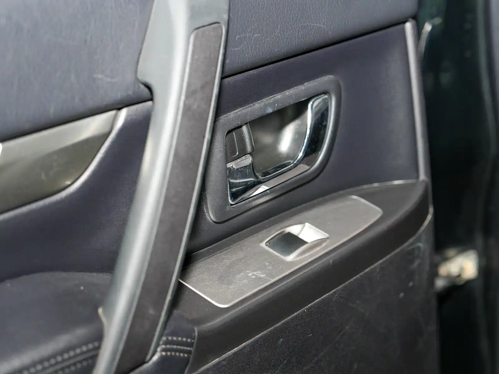 Photo 14 - Mitsubishi Pajero (Import)