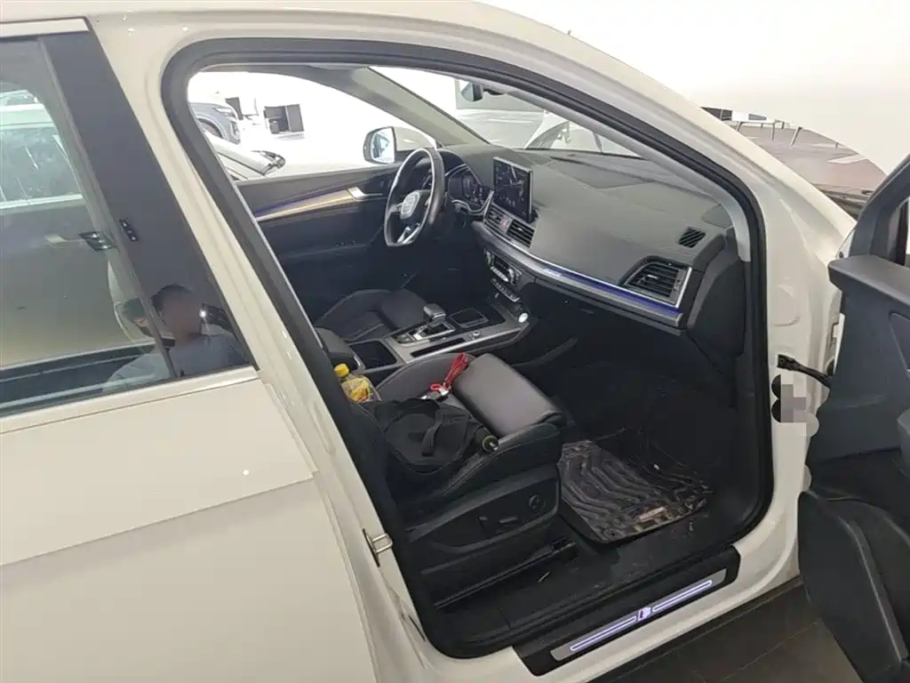 Audi Q5L 2022 40T Luxury Dynamic фото 11
