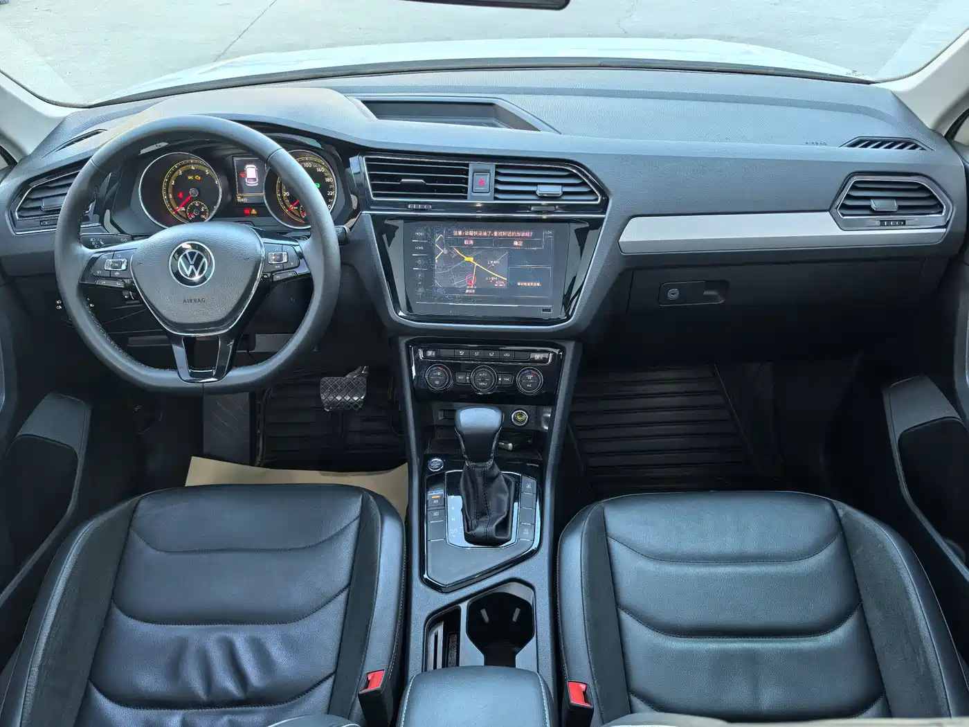 Volkswagen Tiguan L 2021 330TSI Automatic 2WD Smart фото 7
