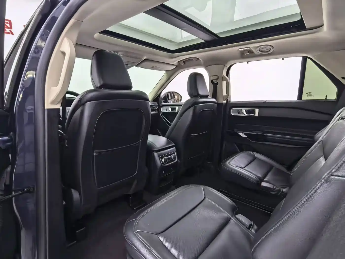 Ford Explorer 2020 2020 EcoBoost 285 AWD Titanium Edition 6-Seater