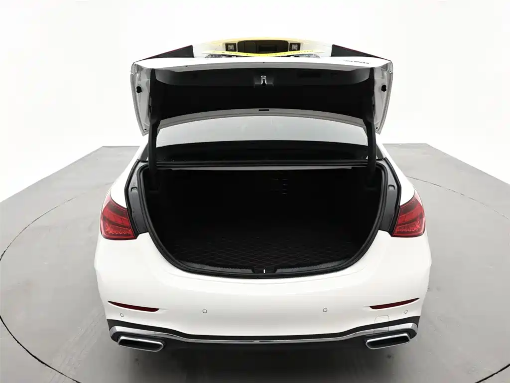 Mercedes-Benz C-Class 2023 Facelift C 260 L Sport Edition фото 8
