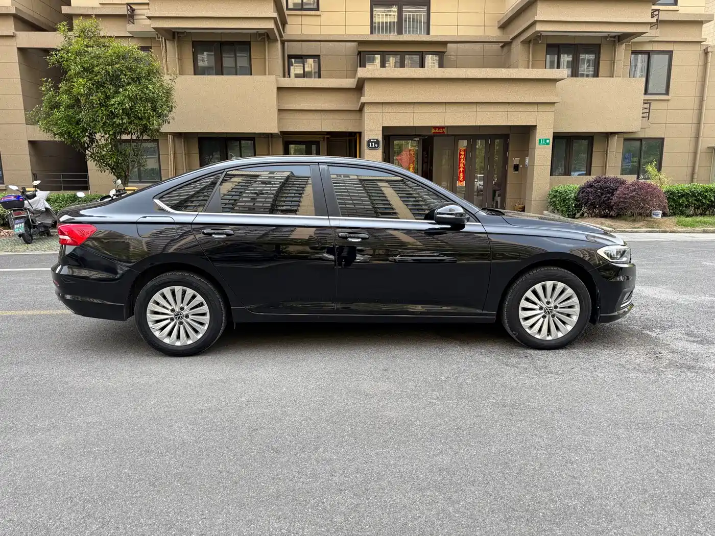 Volkswagen Lavida 2019 1.5L Automatic Comfort Edition China VI фото 7