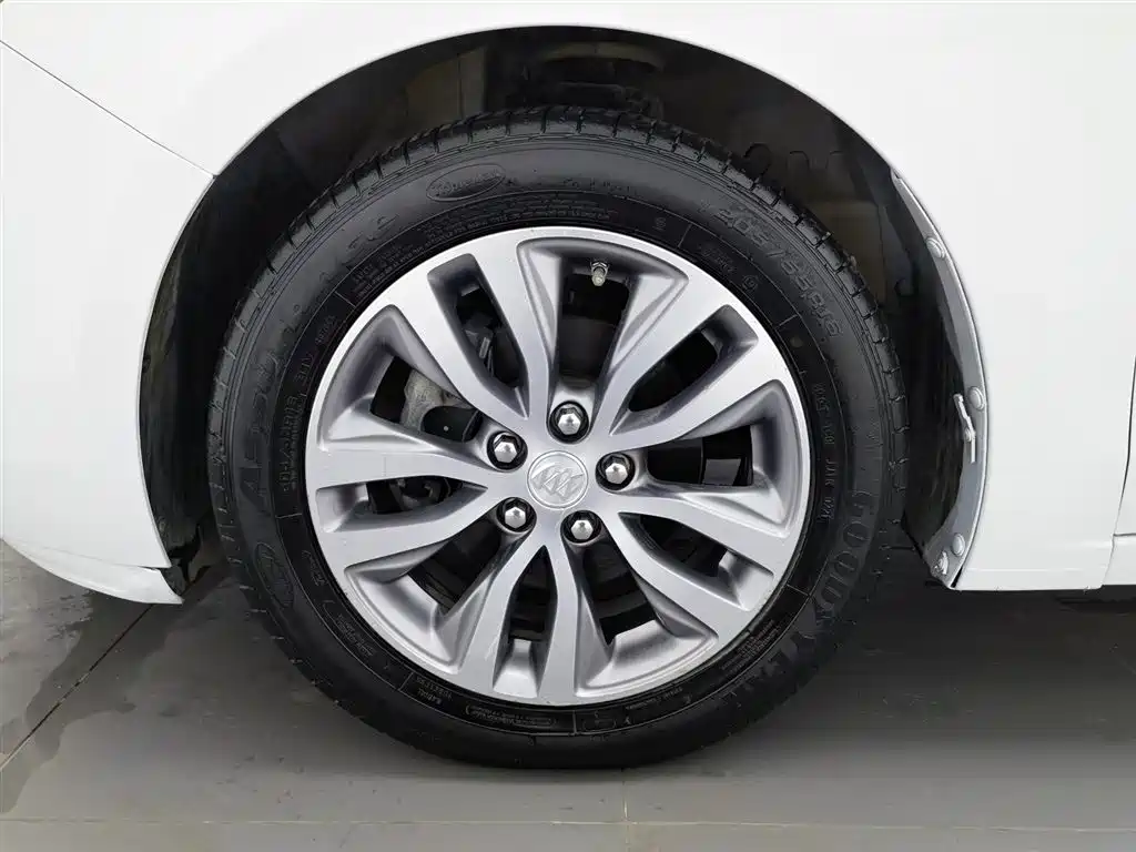 Buick Excelle 2019 18T Auto Connected Elite China VI фото 17