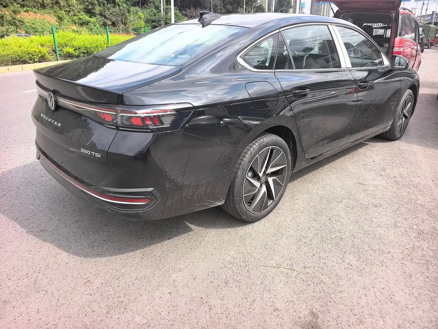 Volkswagen Magotan 2026 2026 Model 380TSI DSG Premium Edition Damai Package
