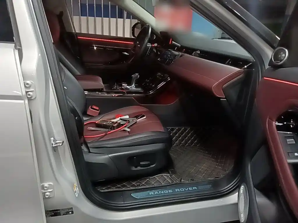Фото 25 - Land Rover Range Rover Evoque