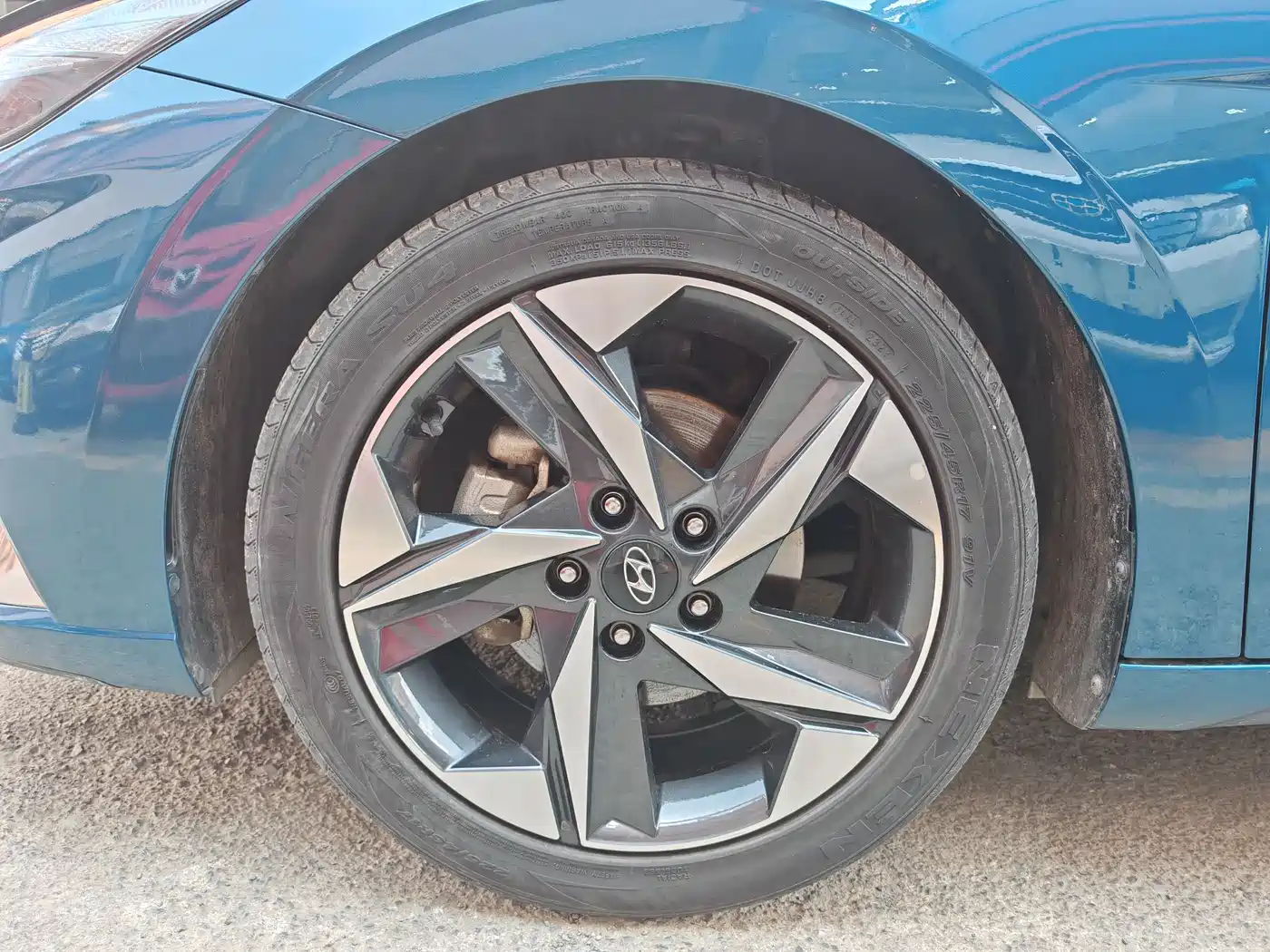 Hyundai Elantra 2022 1.5L CVT GLX Elite Edition фото 4