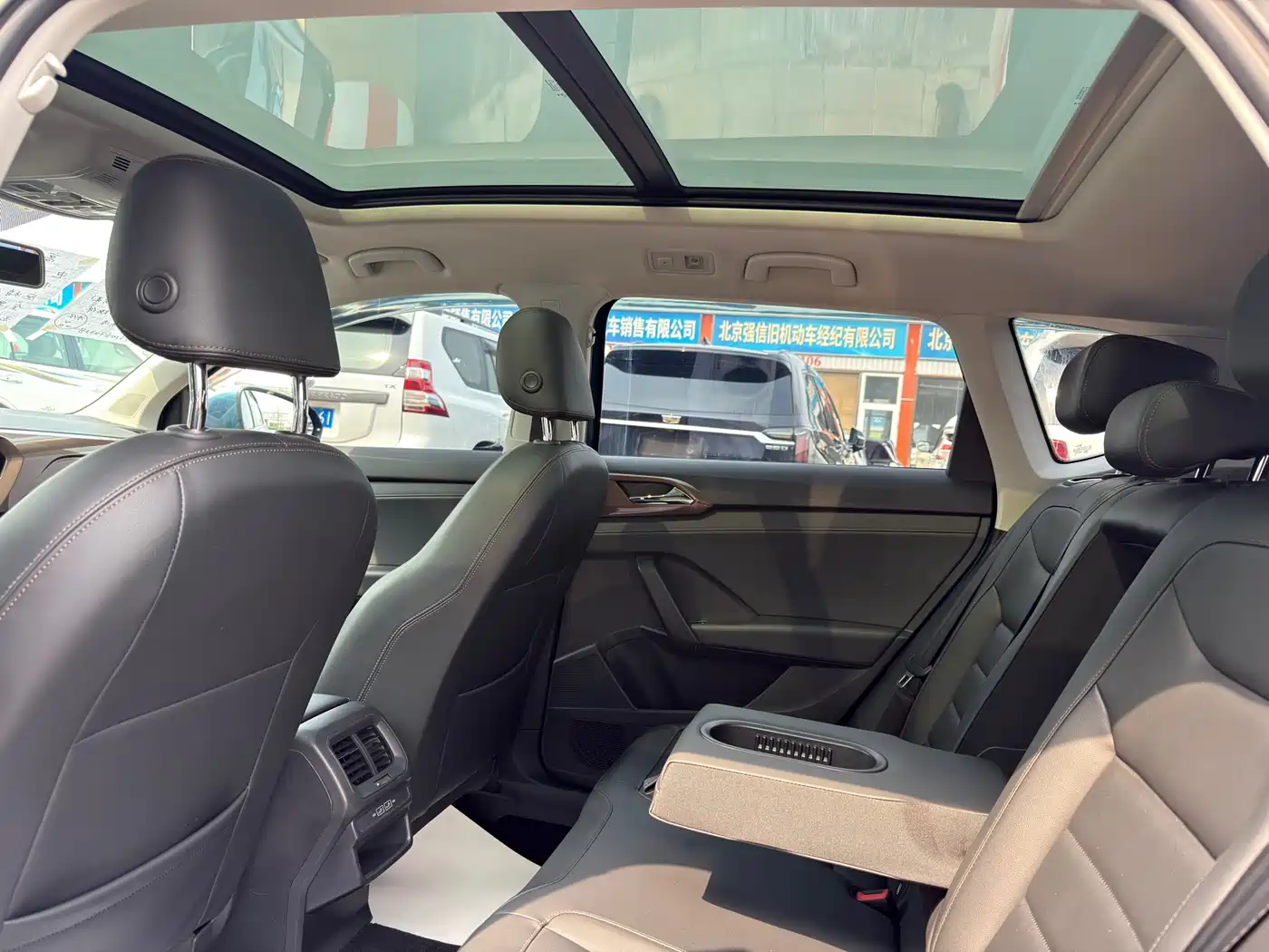 Volkswagen Tharu 2019 280TSI FWD Luxury Edition China VI фото 11