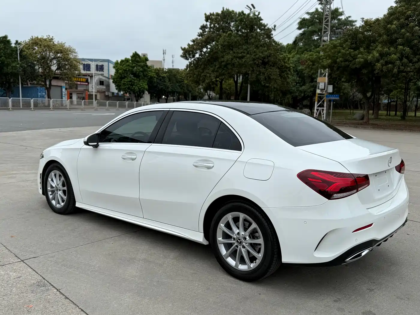 Mercedes-Benz A-Class 2020 A 200 L Sport Sedan фото 7