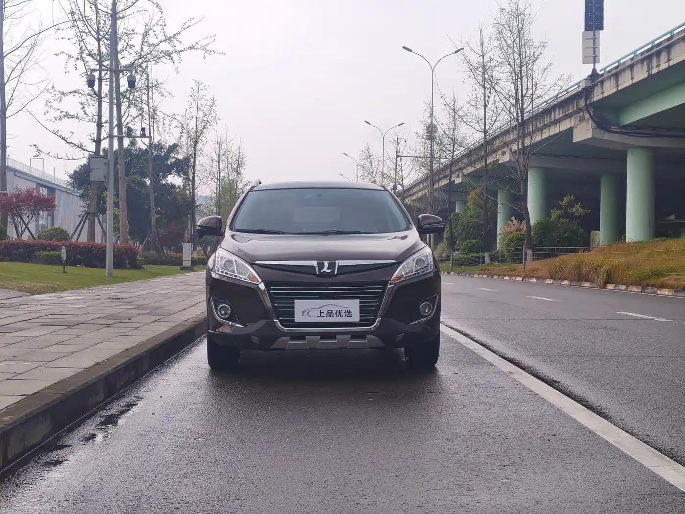 LUXGEN EXCELLENT 6 SUV