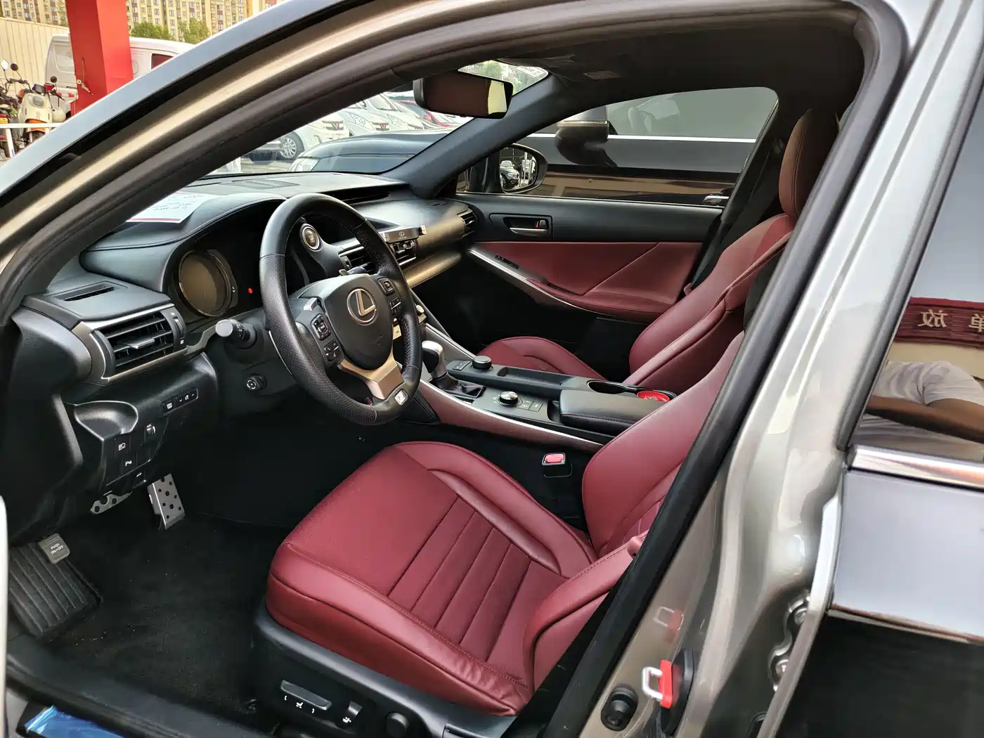 Lexus IS 2018 2017 300 F SPORT