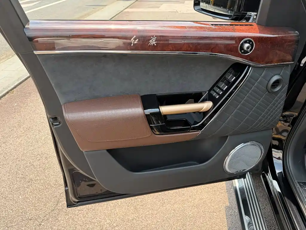 Hongqi Guoyao 2023 2022 4.0T Premium Flagship 4-Seater