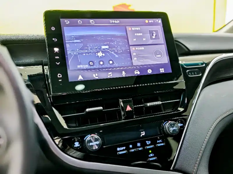 Toyota Camry 2023 2.0G Luxury Edition фото 14
