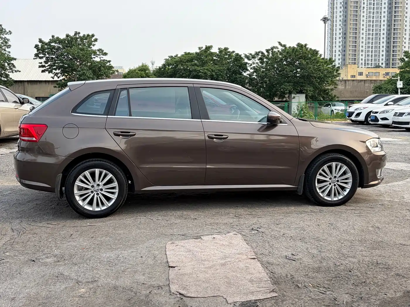 Volkswagen Lavida Tour 2013 1.4TSI Automatic Comfort фото 4