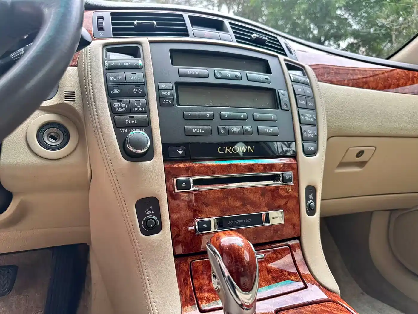 Toyota Crown 2006 2.5L Royal Leather Edition фото 14