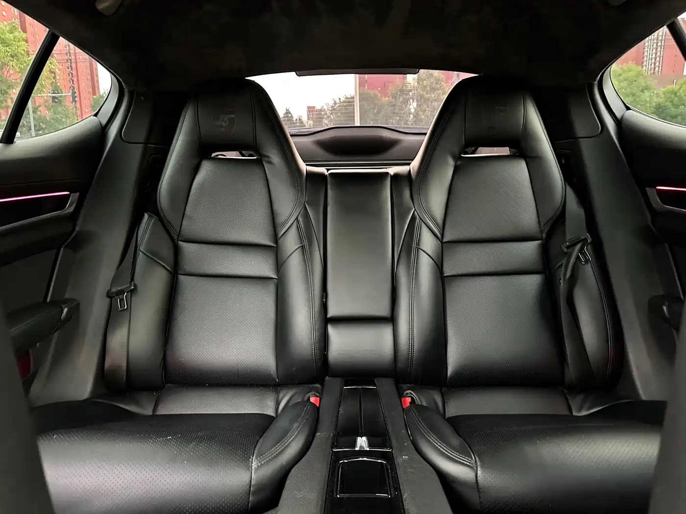 Porsche Panamera 2010 Panamera 4 3.6L фото 5