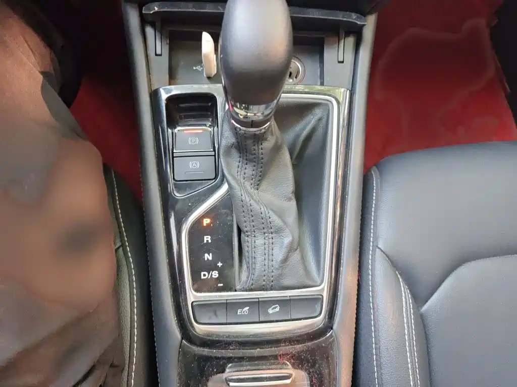 Roewe RX3 2019 2020 1.6L CVT 4G Ultra Comfort Flagship