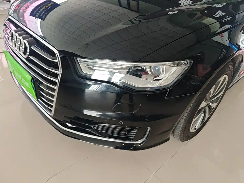 Фото 24 - Audi A6L