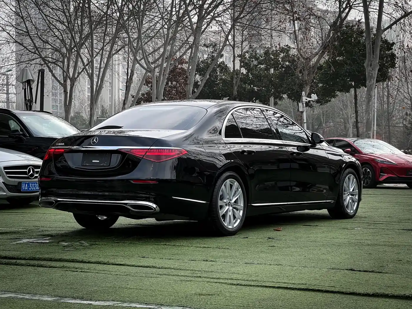 Mercedes-Benz S-Class 2023 Model S 400 L Business Edition фото 4