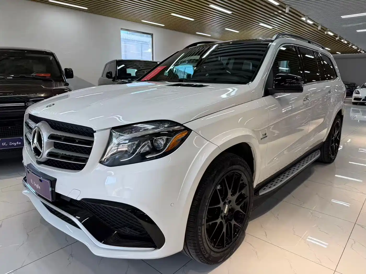Mercedes-Benz GLS 2017 GLS 400 4MATIC Luxury фото 3