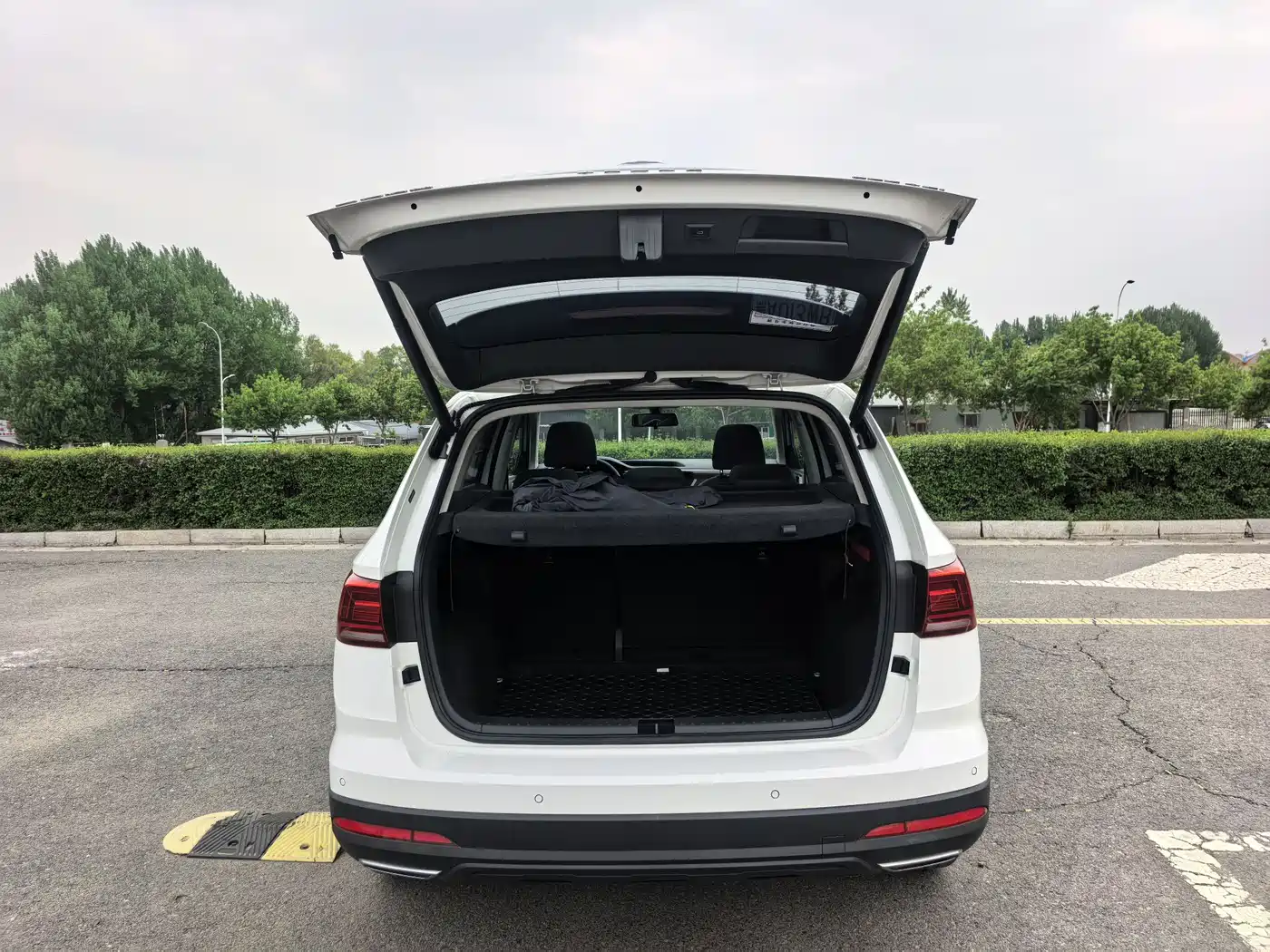 Volkswagen Tharu 2022 280TSI FWD Luxury Edition фото 7