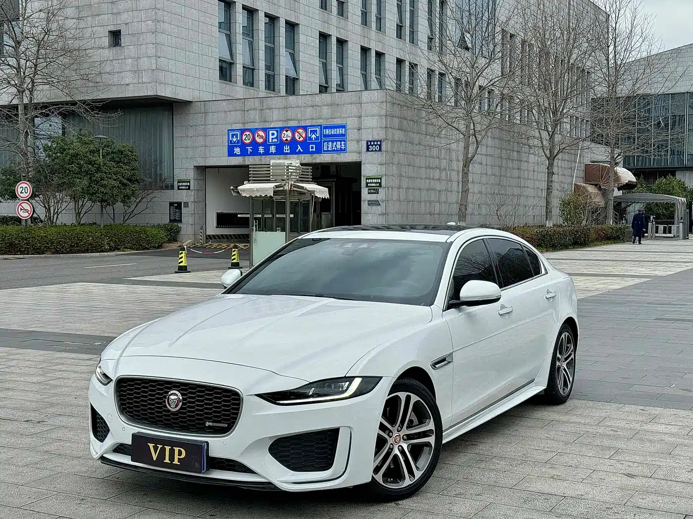 JAGUAR XEL