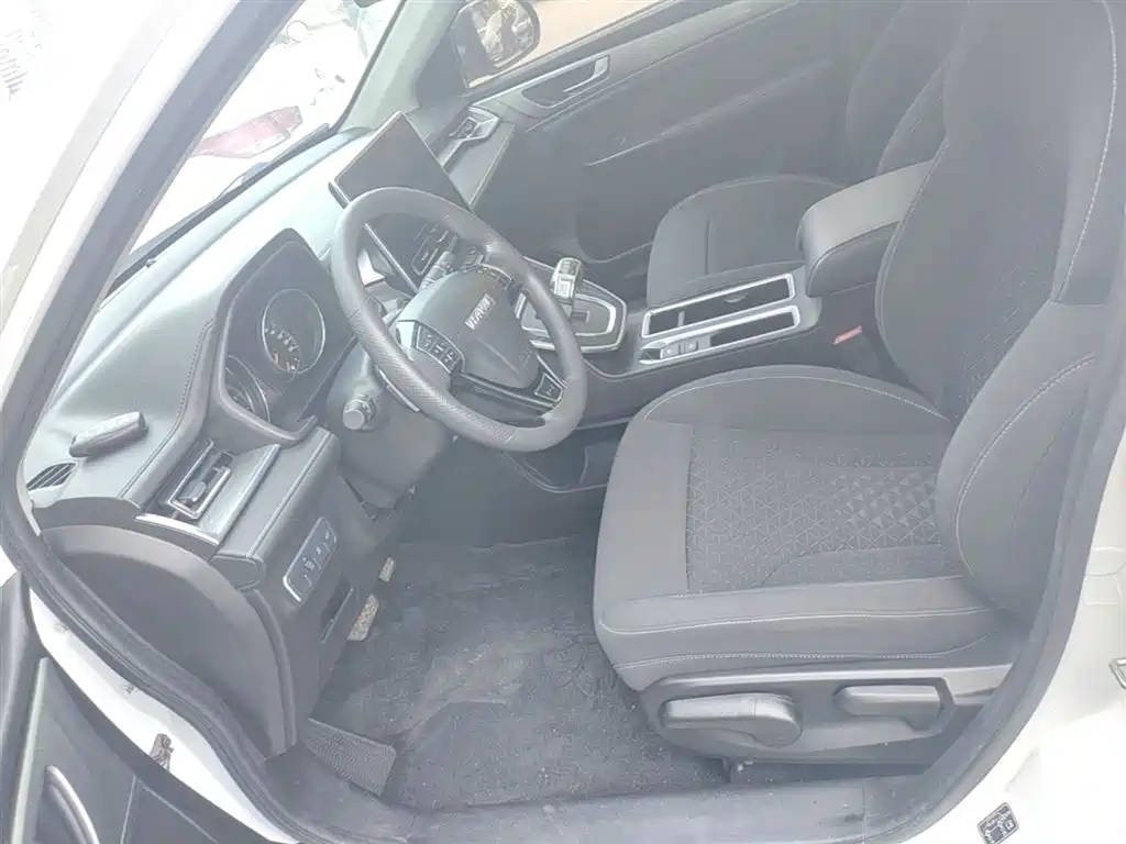 Haval M6 2021 PLUS 1.5T DCT Elite Smart Connect фото 15