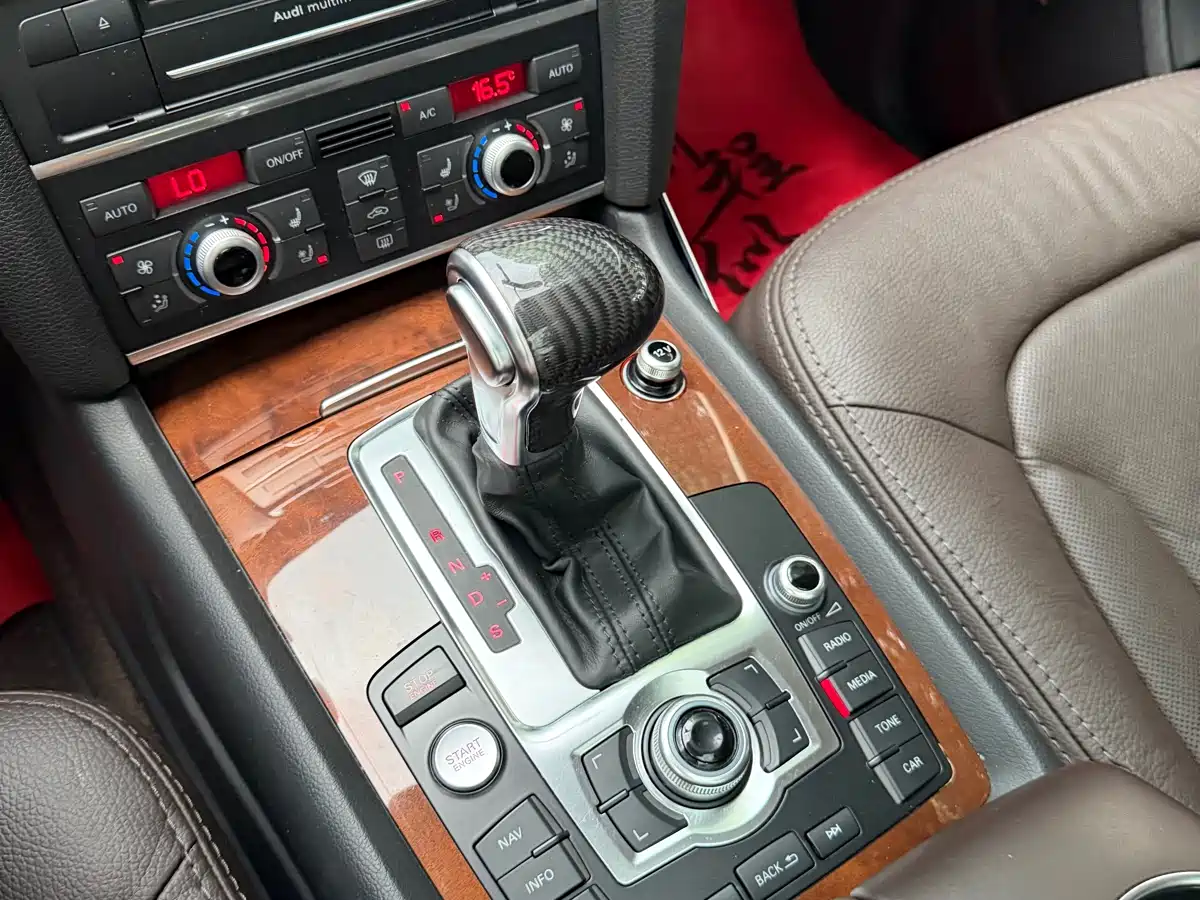 Audi Q7 2014 40 TFSI Off-road фото 15