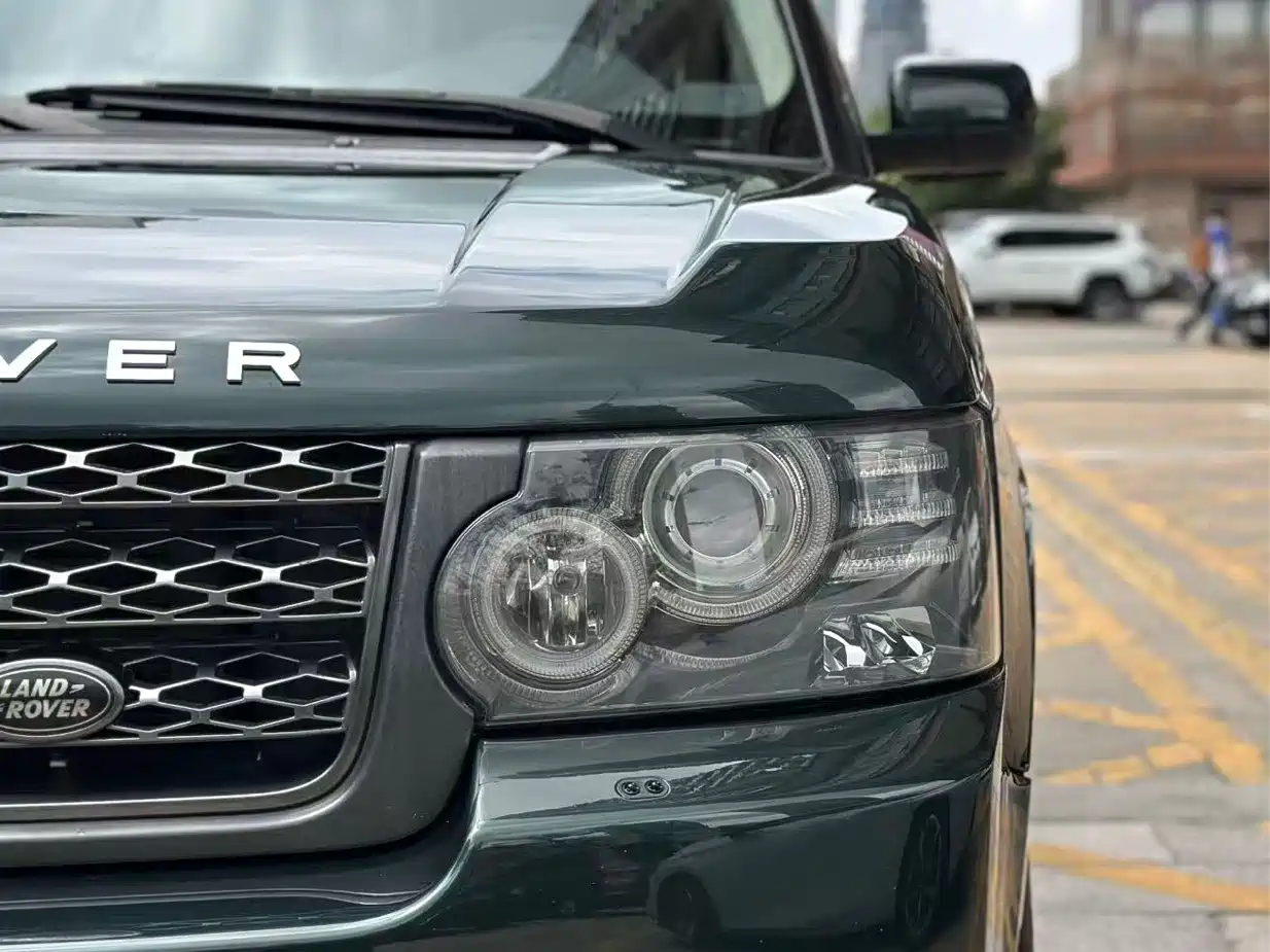 Land Rover Range Rover 2011 3.6 TDV8 фото 23