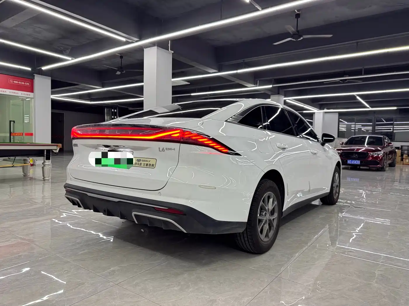 Geely Galaxy Galaxy L6 2025 EM-i 60km Voyage Edition фото 3