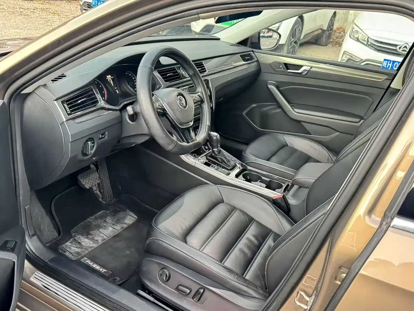 Volkswagen Passat 2017 330TSI DSG Prestige фото 4