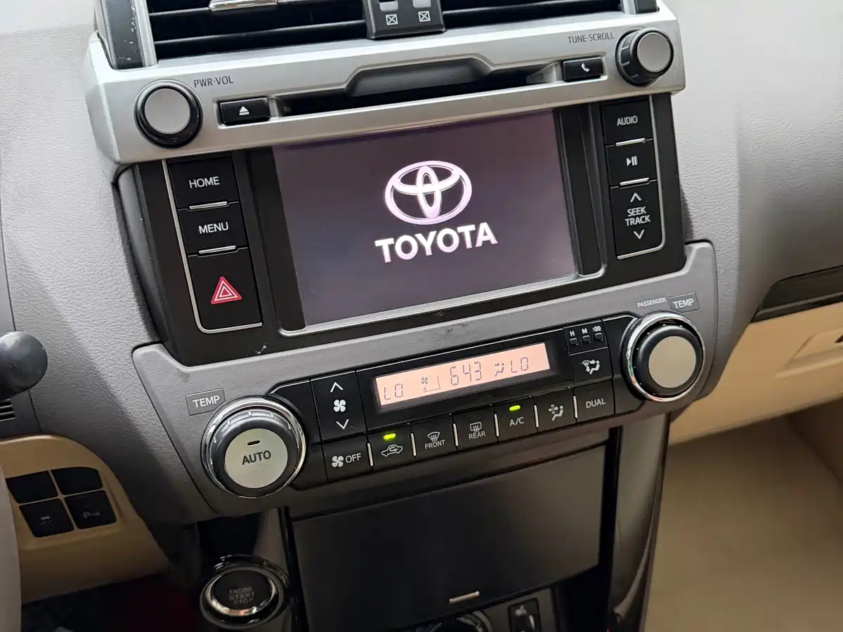 Toyota Prado 2016 2.7L Manual Edition фото 20