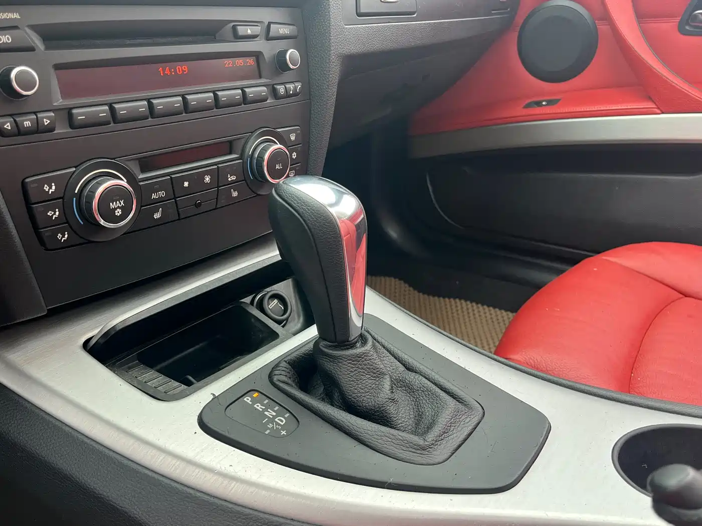 BMW 3 Series (Import) 2011 325i Convertible Coupe фото 12