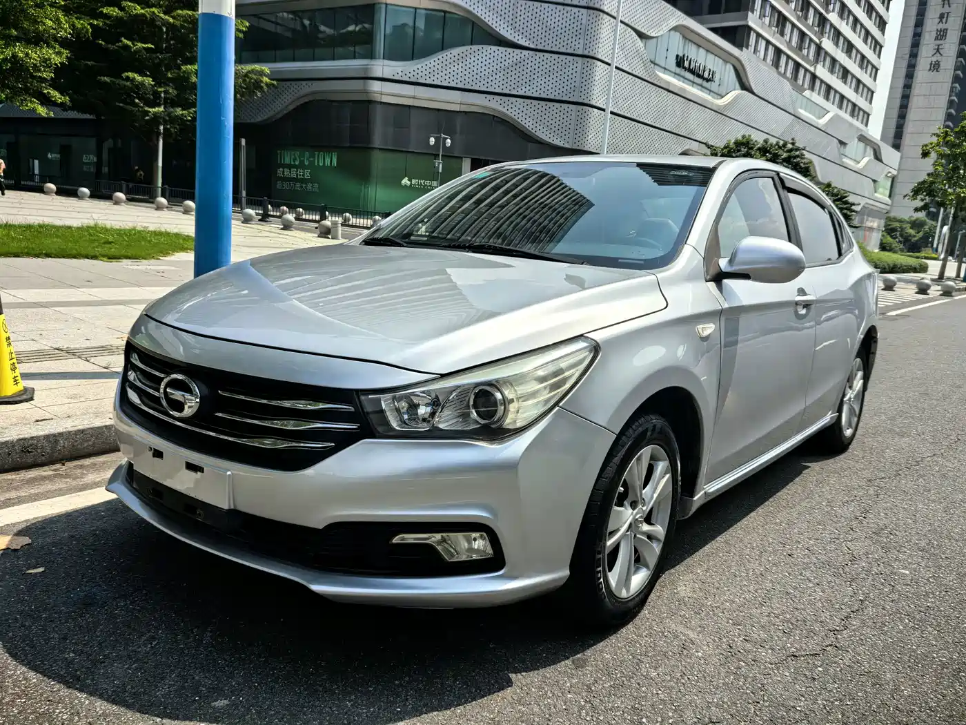 GAC Trumpchi Trumpchi GA3S Vision 2015 2014 1.6L Automatic Luxury ESP Edition