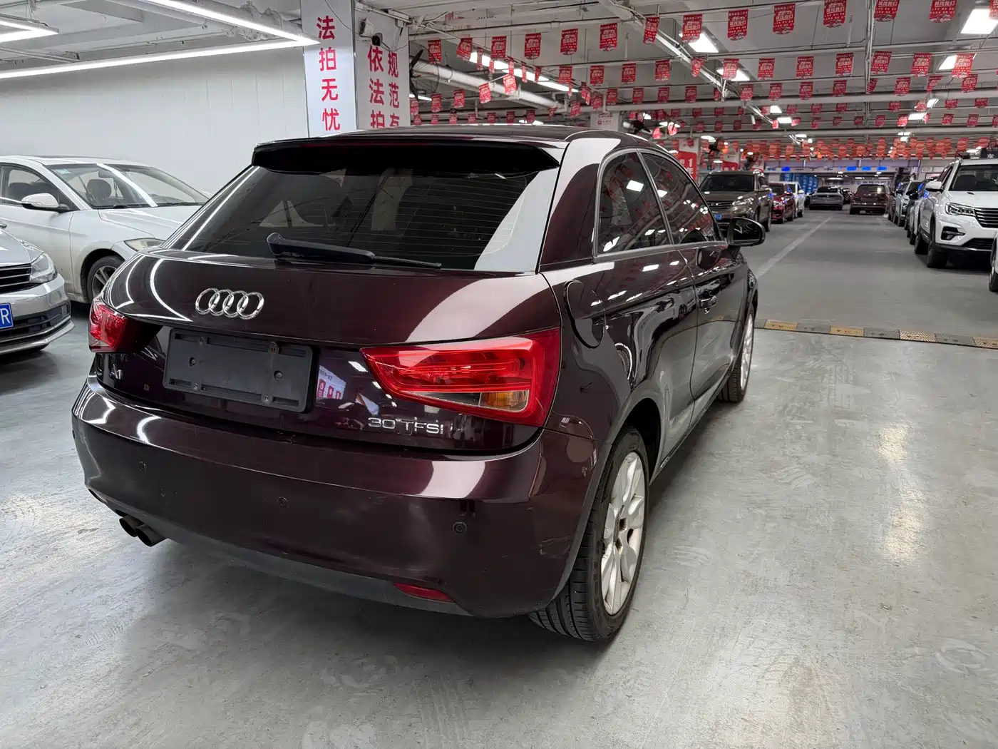 Audi A1 2012 1.4 TFSI Urban фото 9