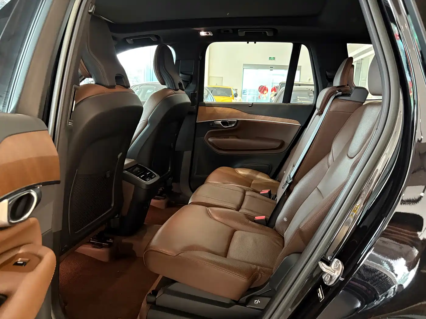 Photo 11 - Volvo XC90