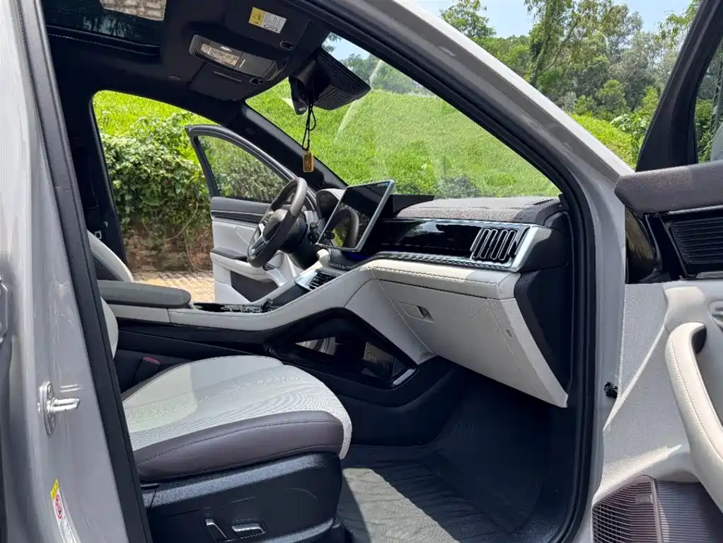 BYD Song PLUS PHEV 2025 DM-i 160KM Flagship фото 5
