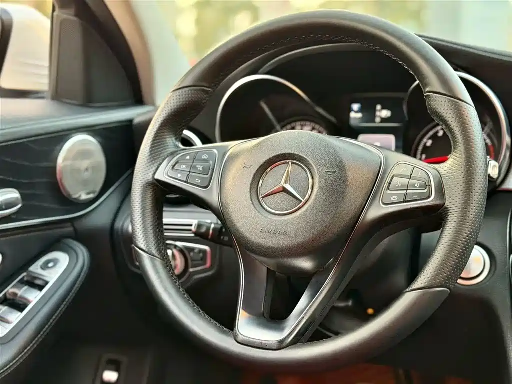 Mercedes-Benz C-Class 2015 Facelift C 180 L Sport фото 4