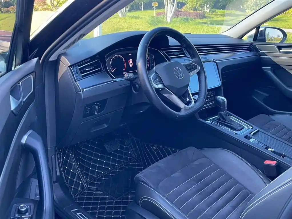 Volkswagen Magotan 2020 380TSI DSG Luxury фото 7