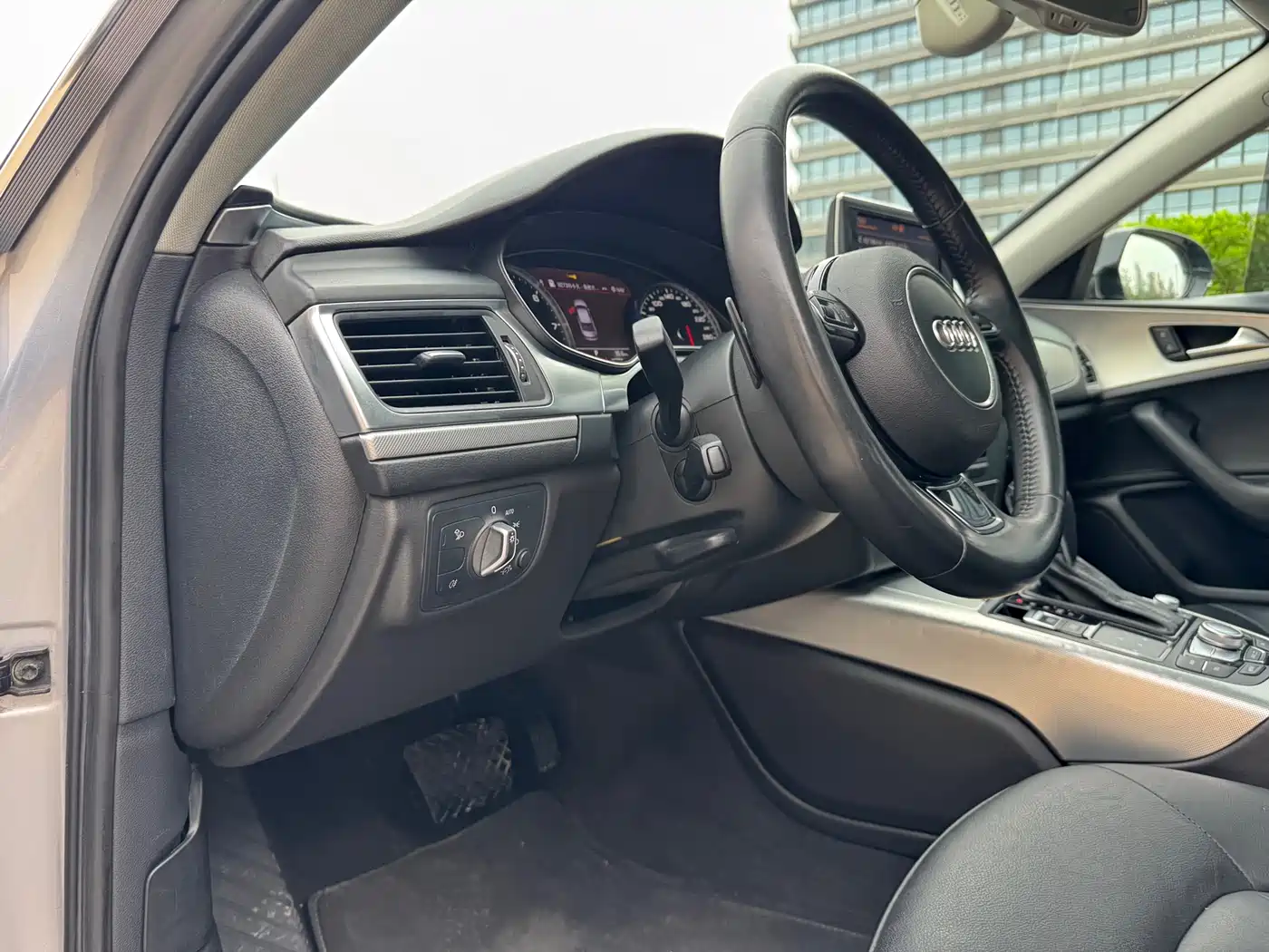 Audi A6L 2016 45 TFSI quattro Sport фото 16
