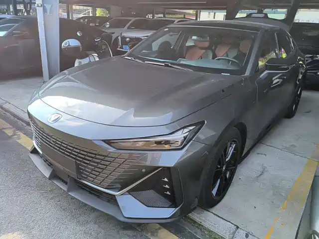 Changan UNI-V 2022