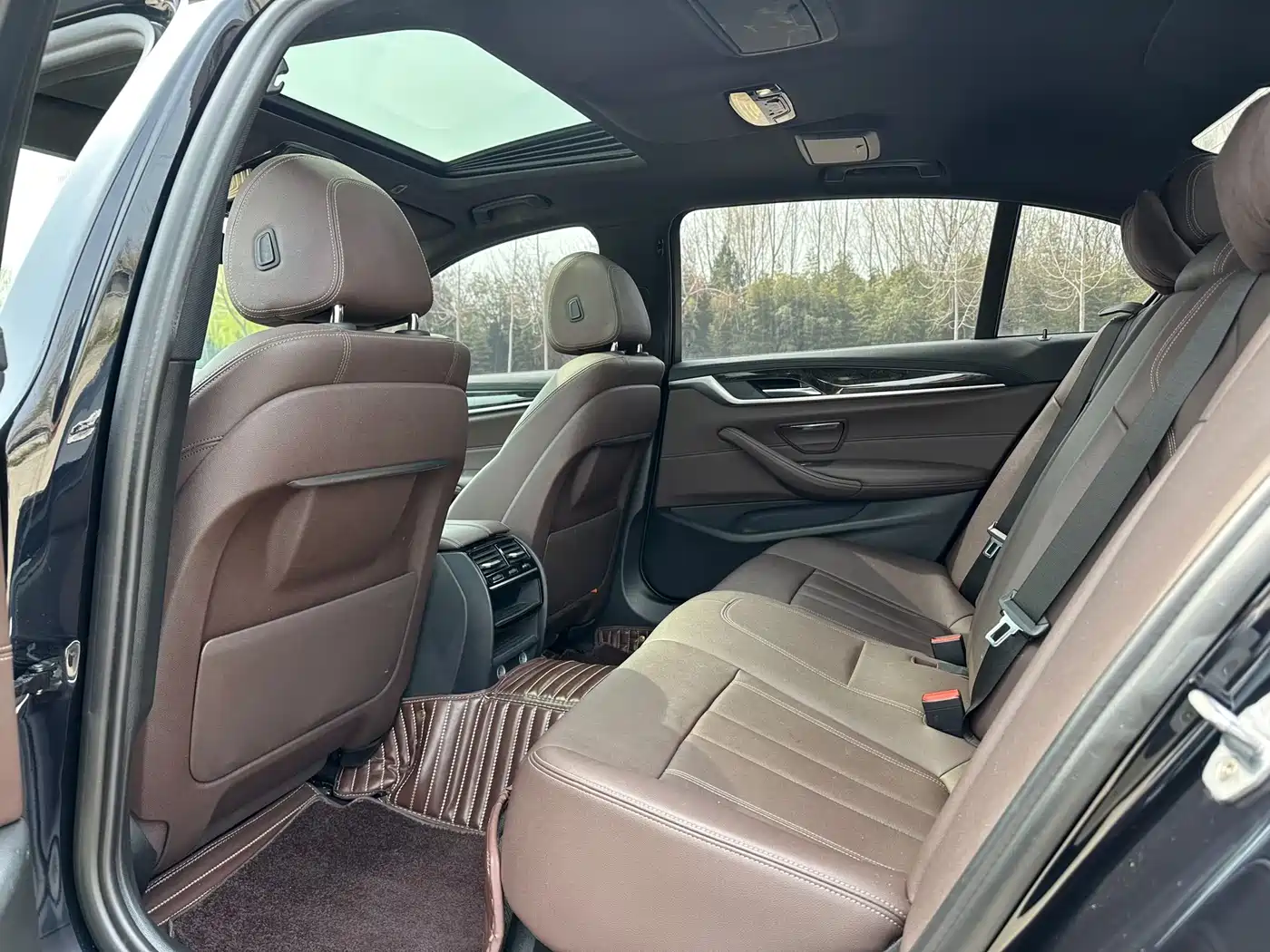 BMW 5 Series 2019 525Li M Sport Package фото 8