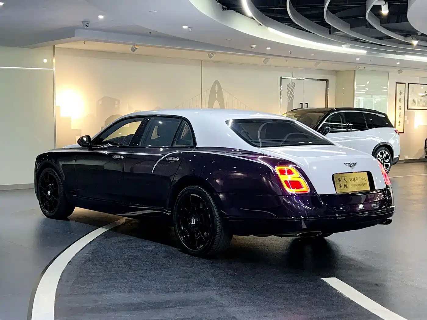 Bentley Mulsanne 2012 6.8T EIC Special Custom Edition фото 5