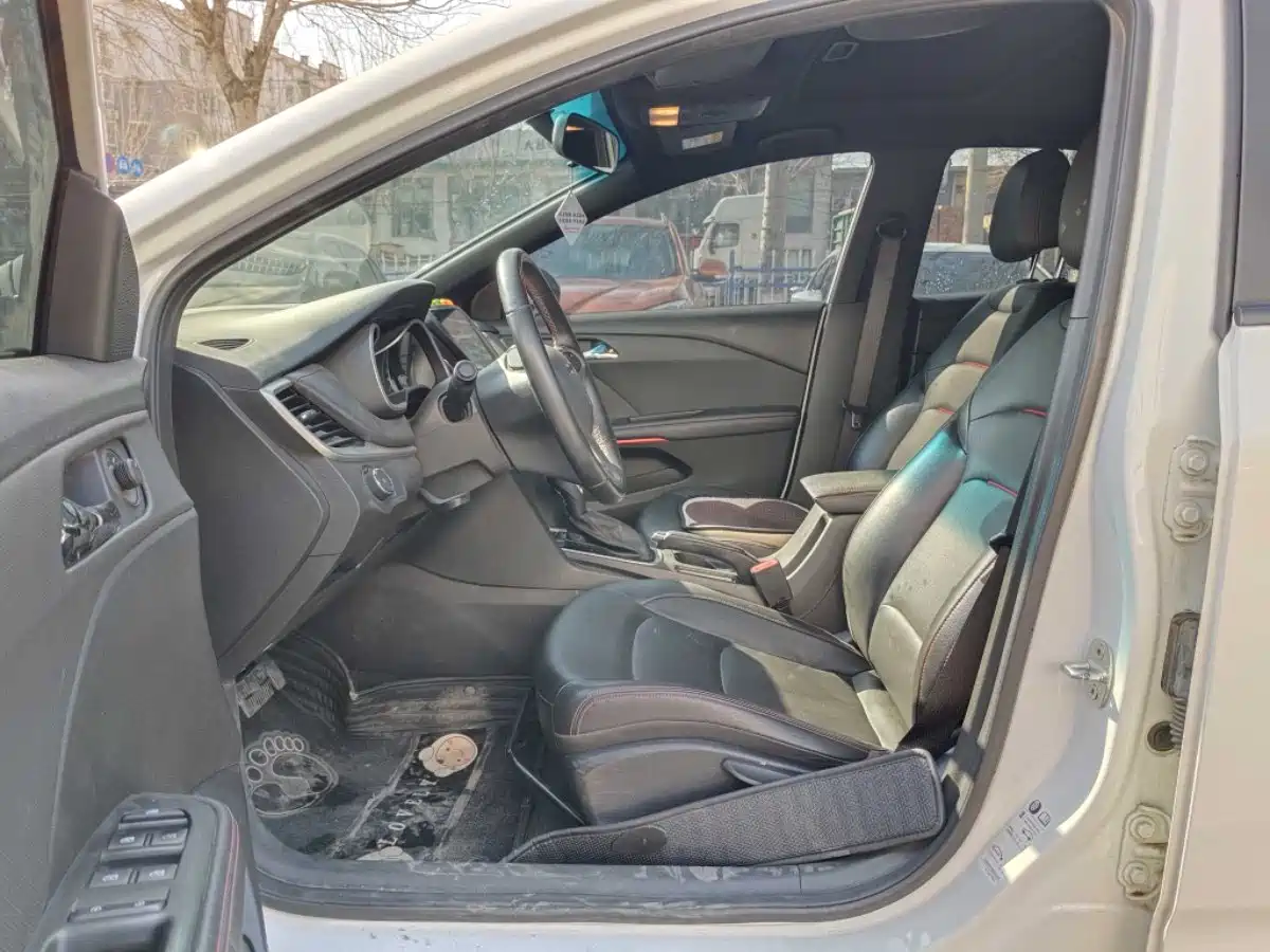 Chevrolet Monza 2019 RS 330T Auto Smooth Edition China VI фото 6
