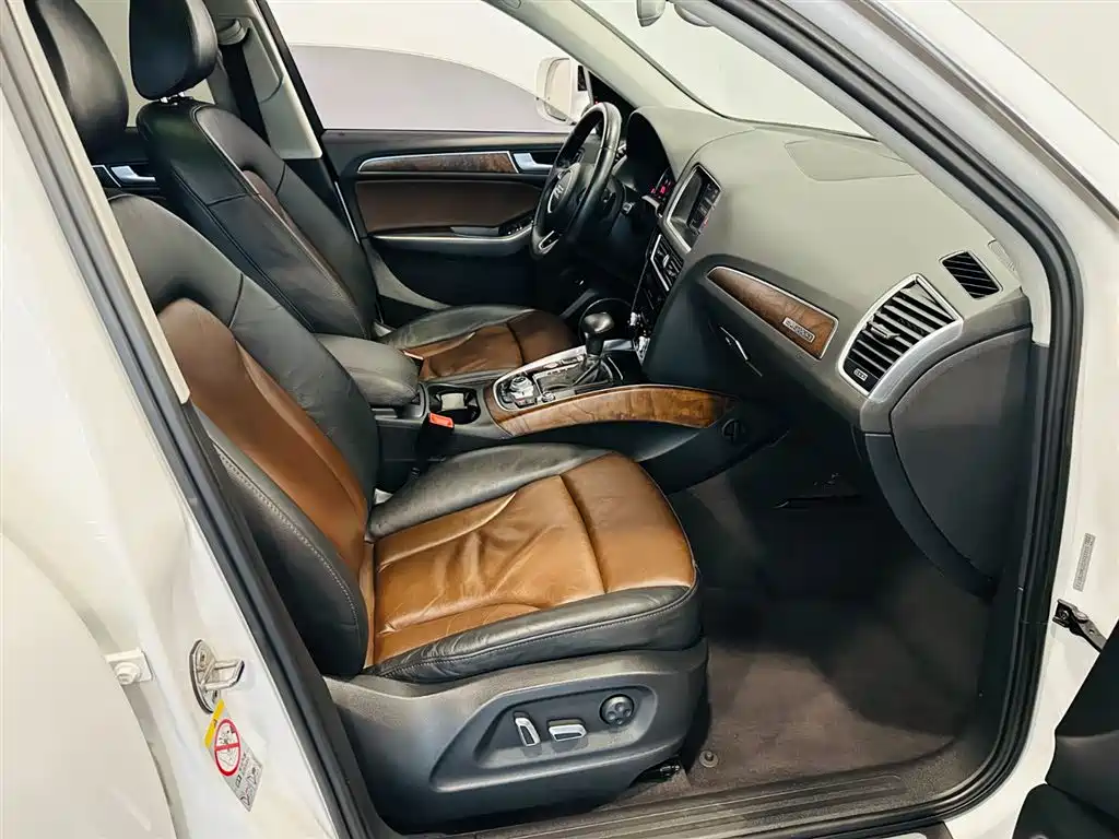 Фото 11 - Audi Q5