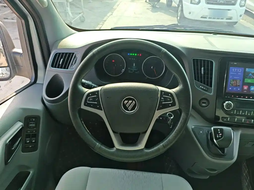 Foton Tuyano 2023 2023 2.0T Automatic Jixiang Long Wheelbase Medium Roof Single Rear Wheel 7/9-Seater